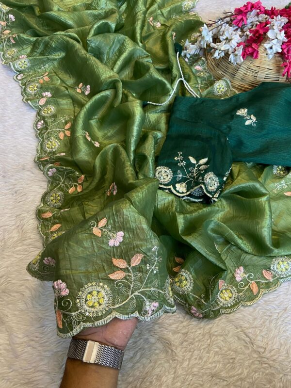 Tissue Crush Saree - Image 2